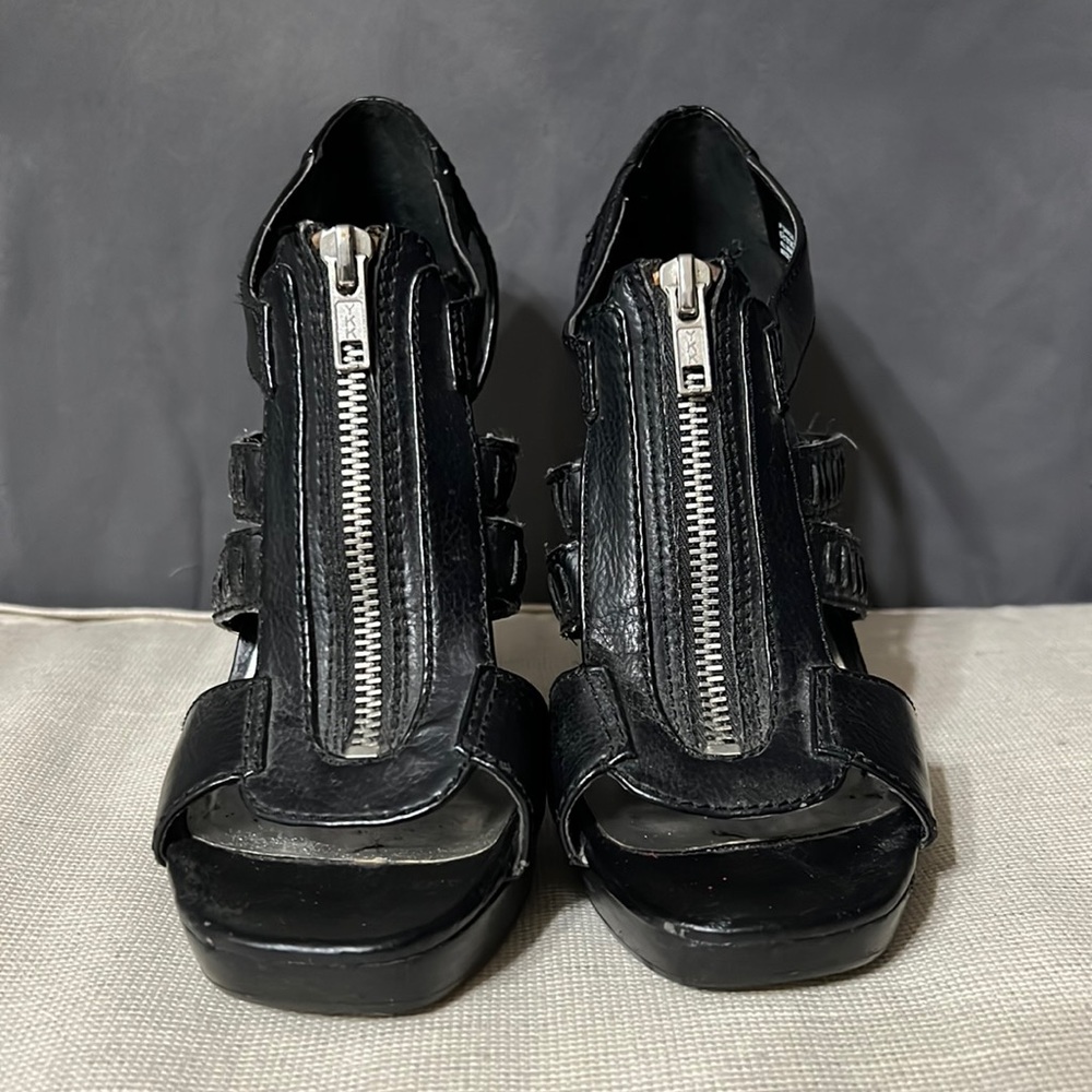 Jessica Simpson heels.